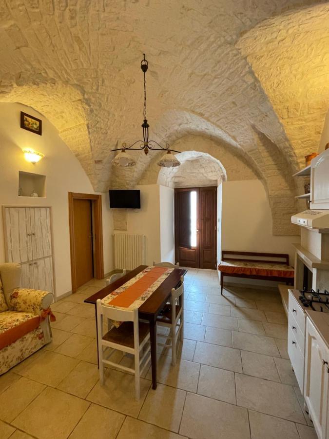 Valle D'Itria Trullo Sovrano Sul Monte Cisternino Exterior foto